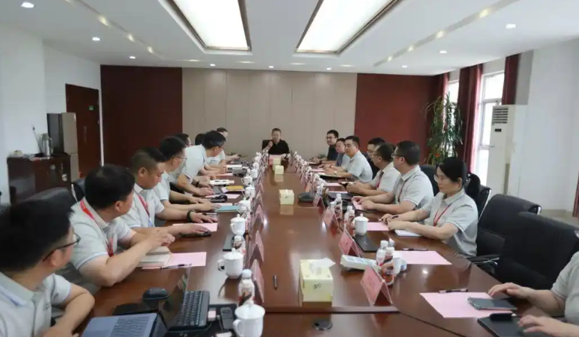 堅(jiān)持創(chuàng)新引領(lǐng)，深耕高倍率鋰電賽道 柳江赴長(zhǎng)虹三杰開(kāi)展調(diào)研