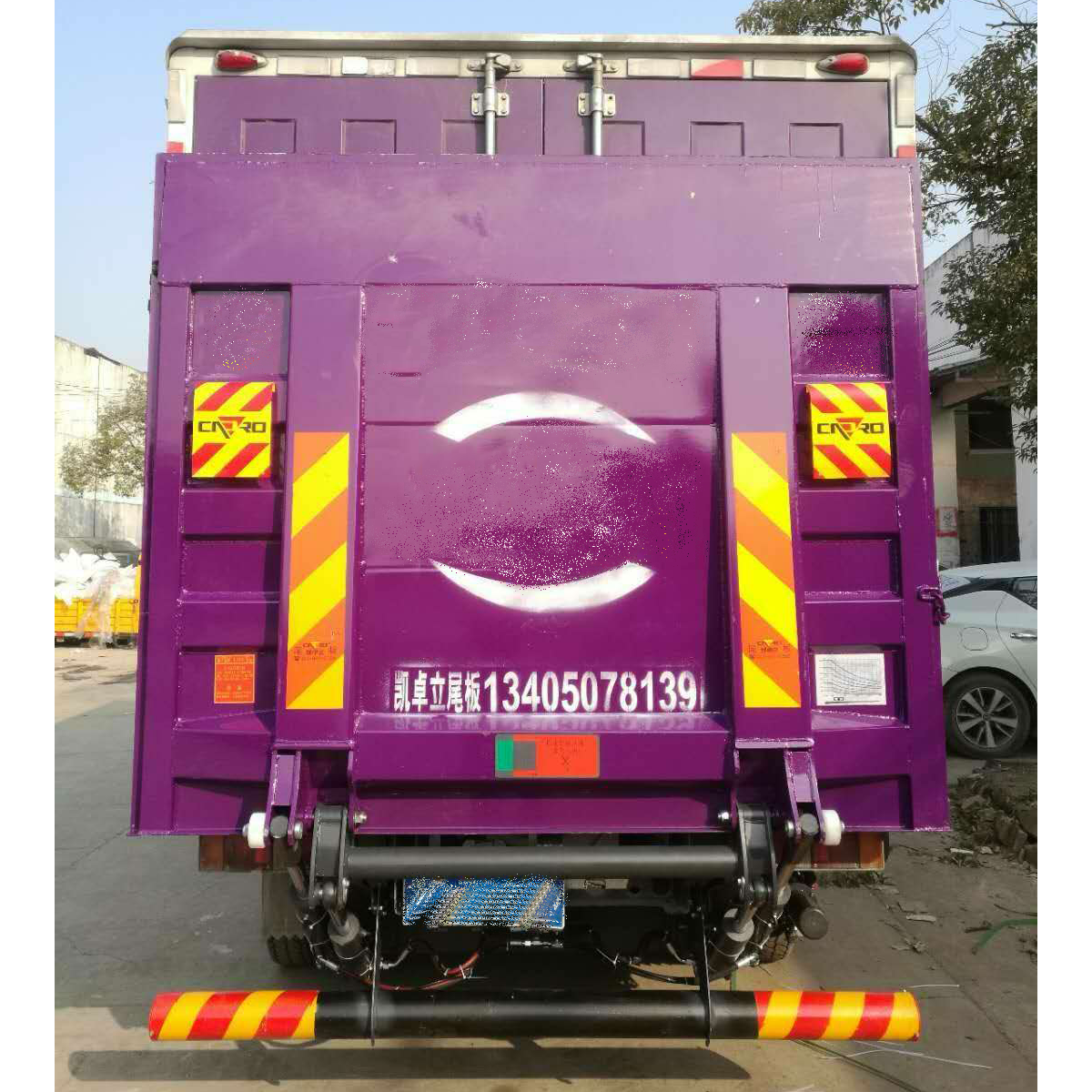 1565767125126636.png 懸臂鋼制尾板 (2).png